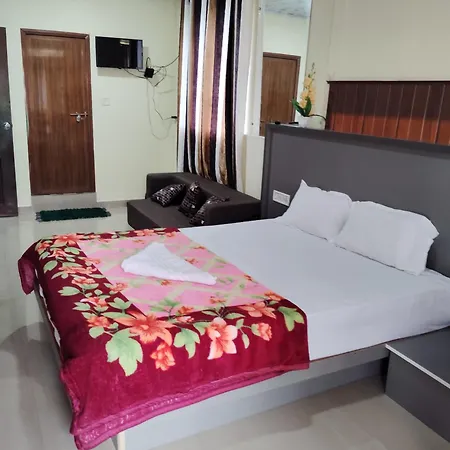Riya Home Stay Munnar Anaviratty Exterior photo