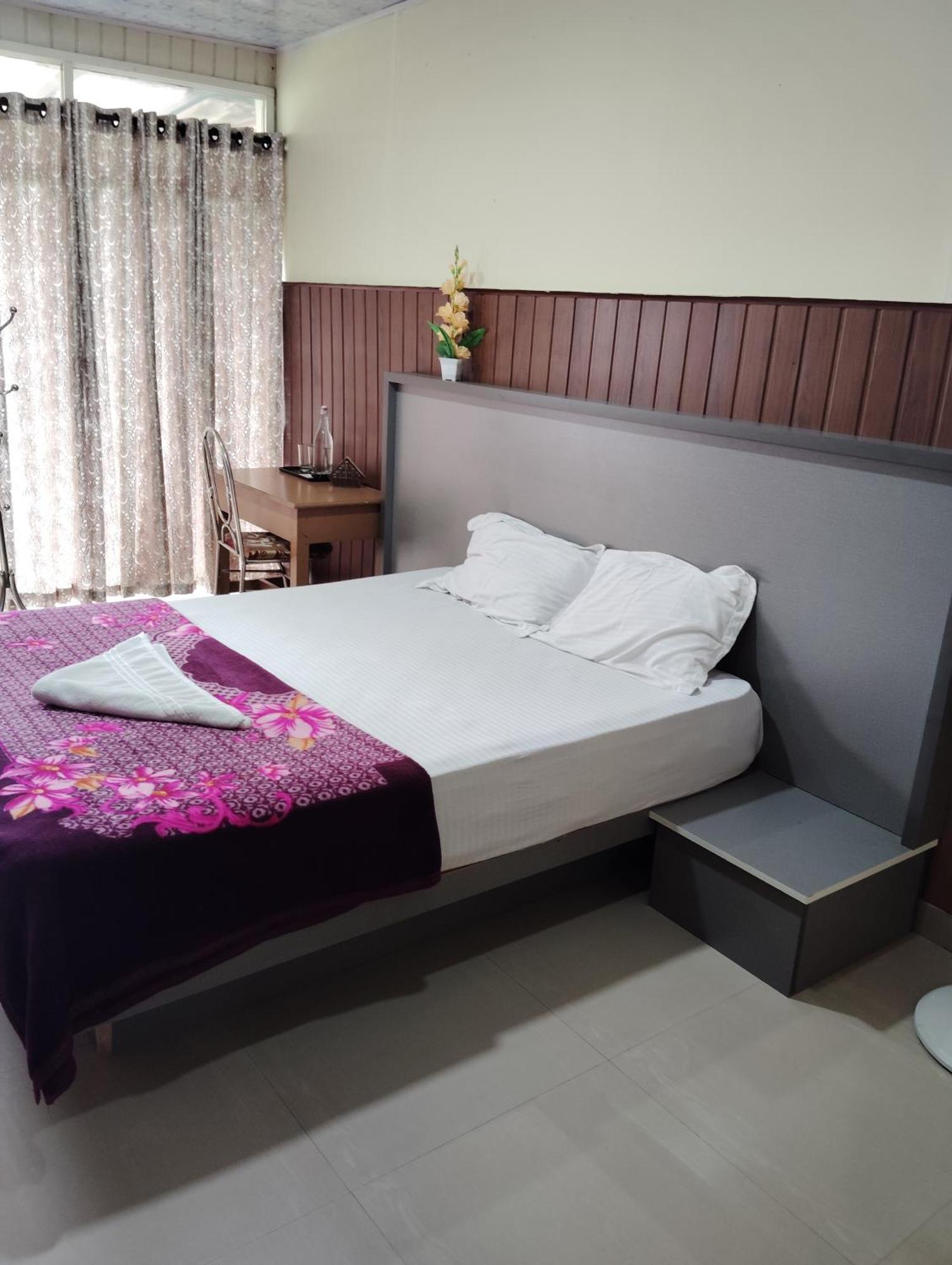 Riya Munnar Homestay